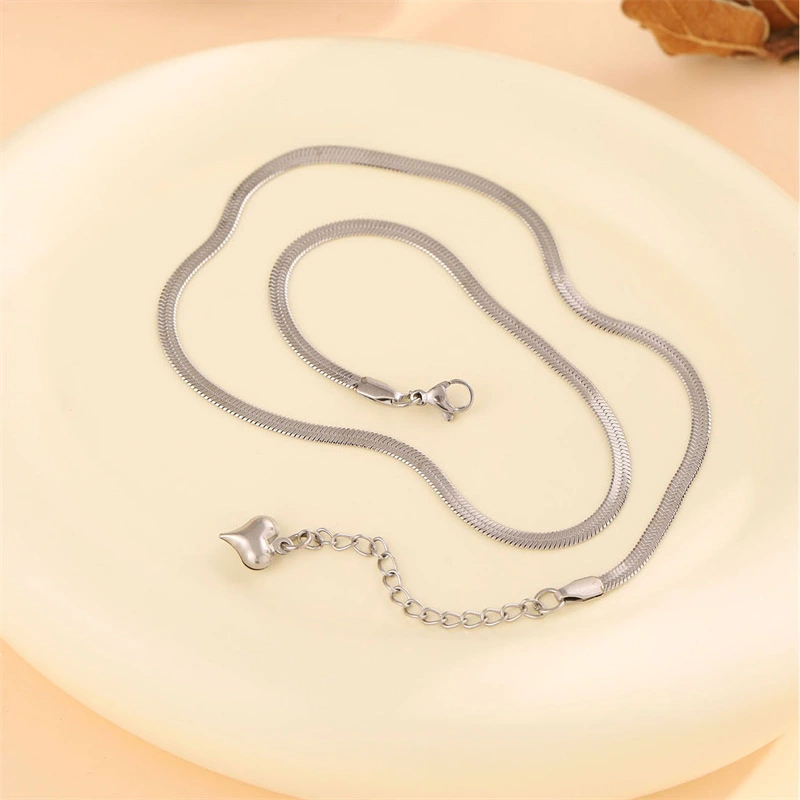 Women's Fashion Simple Hip Hop Titanium Blade Necklace