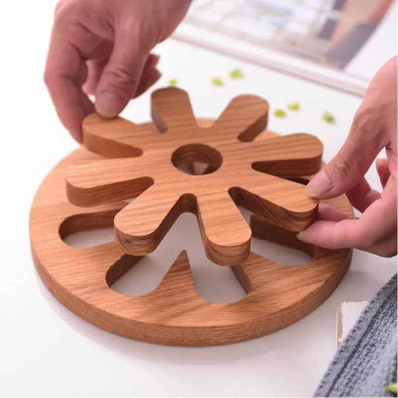 Ebony Solid Wood Round Petals Coasters Household Heat Pad