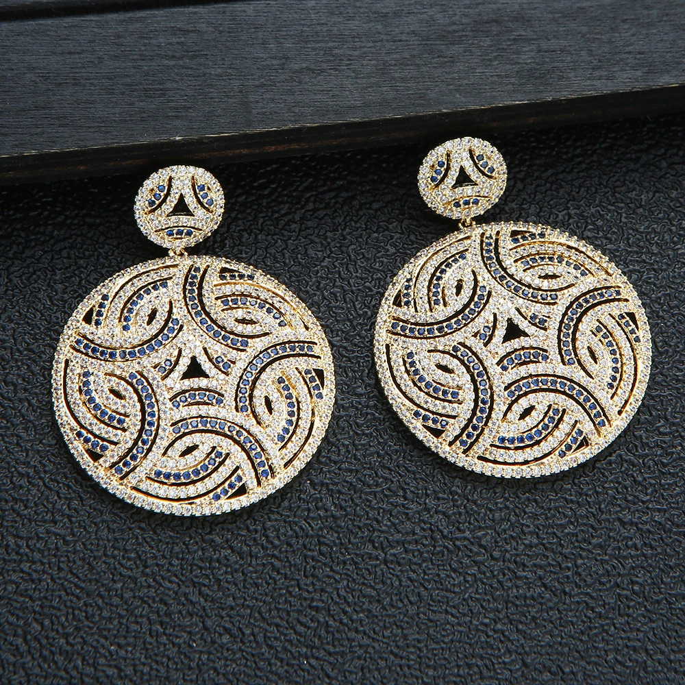 Heavy Industry Three-dimensional Totem Stitching Zircon All-match Big Circle Earrings