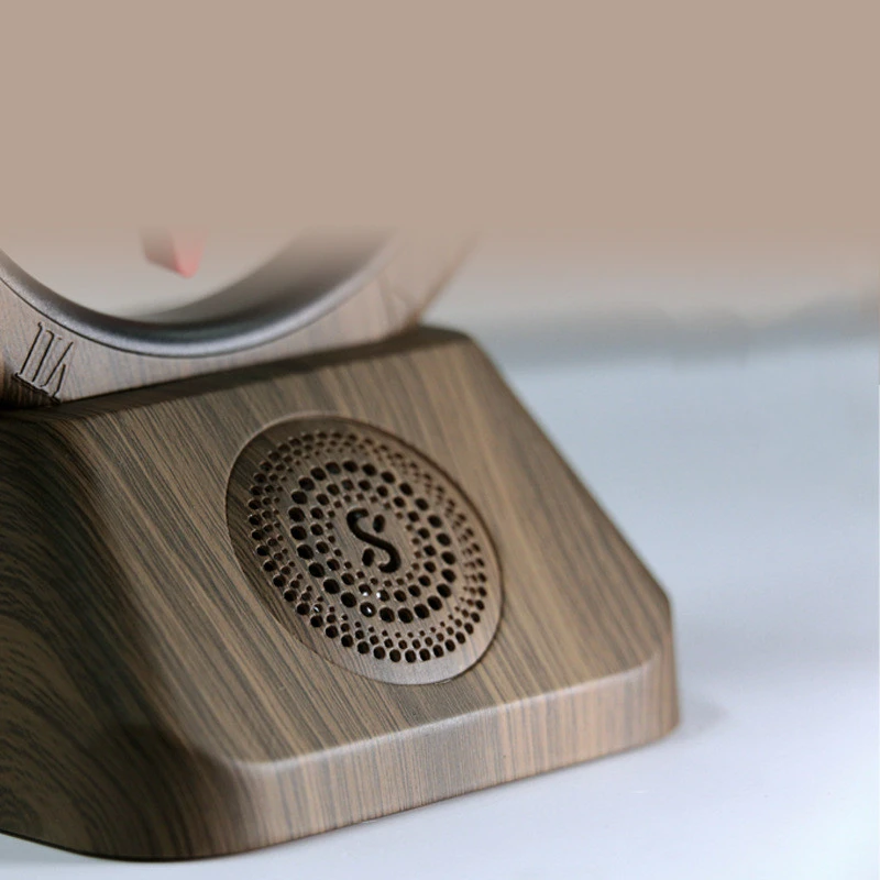 Retro Space-Time Door Suspension Hour Hand Bluetooth Speaker