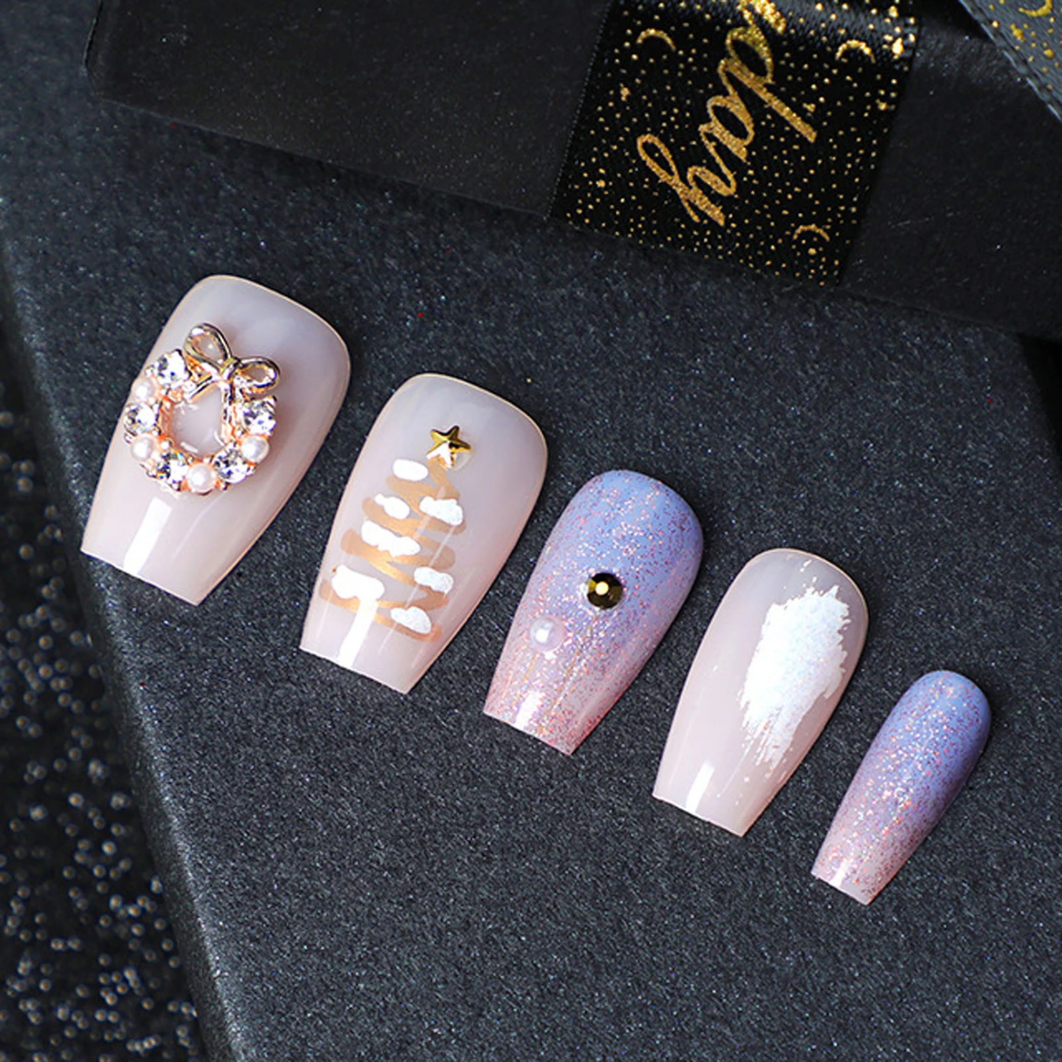 Christmas Press on Nails 24Pcs Rhinestone Pearl Medium Square Nails