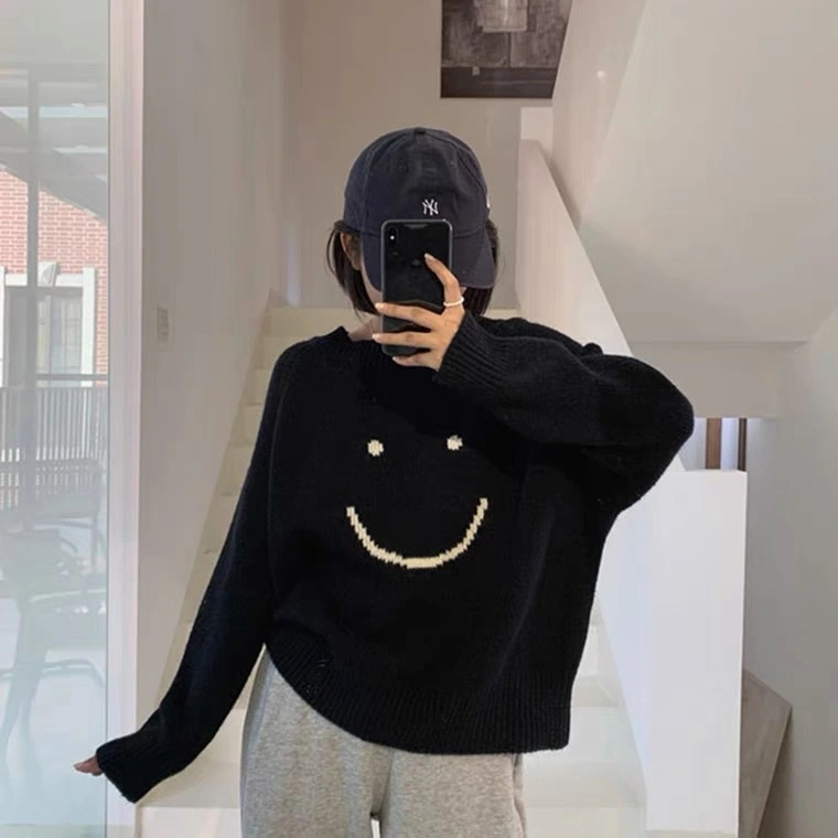 Loose Outer Wear Round Neck Pullover Sweater