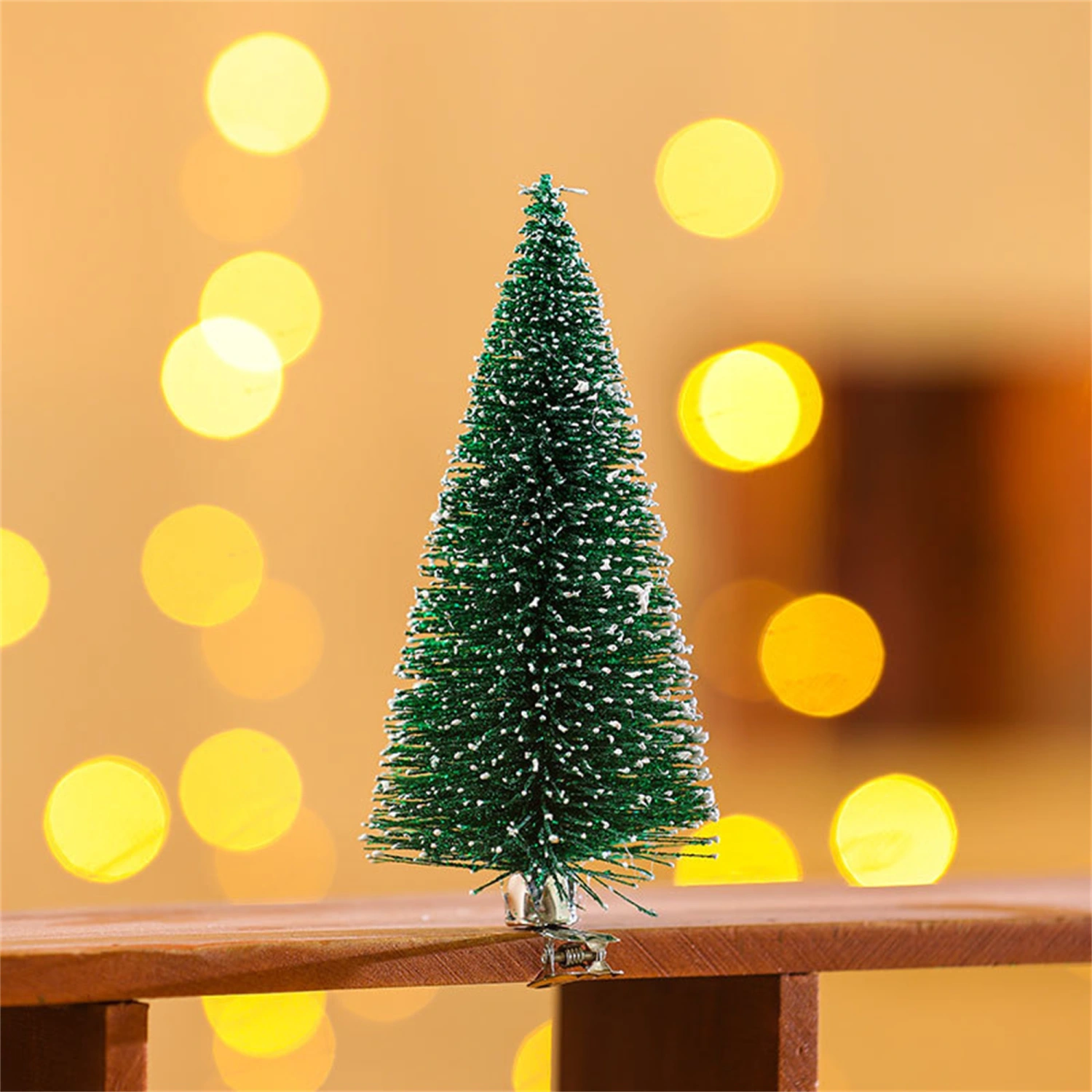 Mini Christmas Tree, Clip-on Holiday Desk Ornament Home Decor