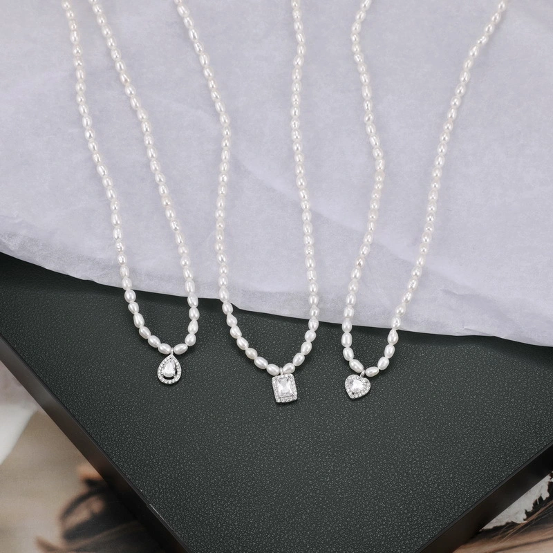 Women's Retro Natural Pearl Necklace