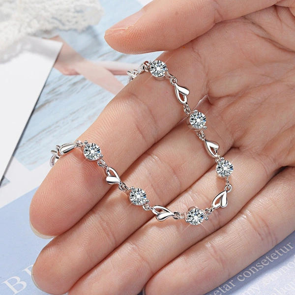 Pretty Women 925 Sterling Silver Crystal Bracelet Chain Heart Bracelets for Valentines Wedding Party Cute Jewelry Gift