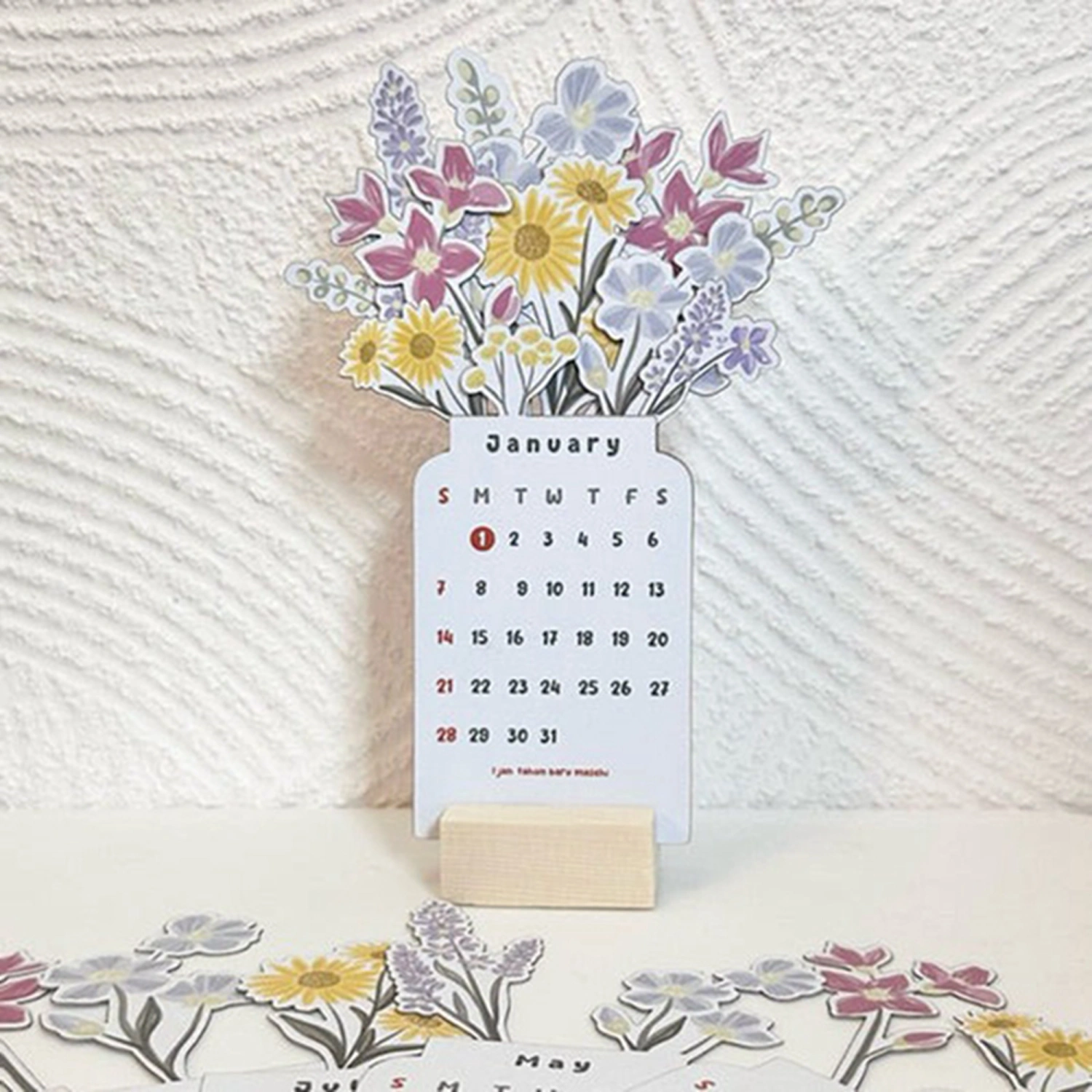 Creative Flower Desk Calendar, Vase Shaped New Year Monthly Calendar