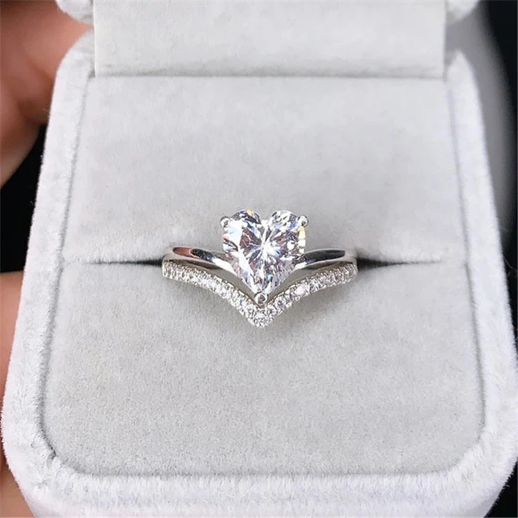 Luxury Female Fashion 925 Sterling Silver Heart Diamond Engagement Rings for Women Wedding Accessories Personality Gift Romantic Princess Birthday Party Jewelry White Sapphire Ring Size 5-11