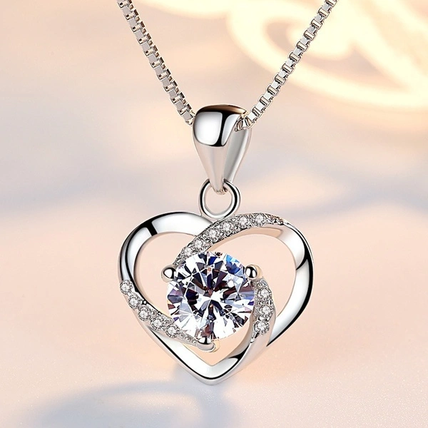 Mini Heart Pendant Necklaces for Women Silver Crystal Love Heart Chokers for Gifts Fine Jewelry Collier Femme