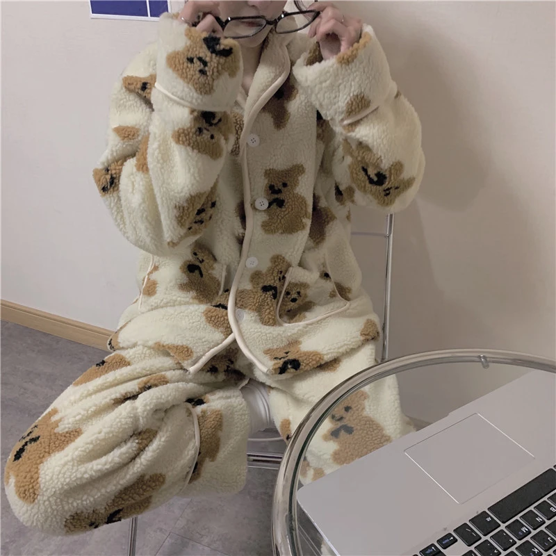 Women's Fashion Simple Bear Double-sided Plush Pajamas Home Wear Suit