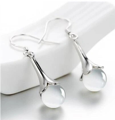 925 Sterling Silver Long Earring Simple Round Moonstone Dashing Woman Huggie Stud Christmas Birthday Gift Diamond Jewelry Bridal Lady Earrings