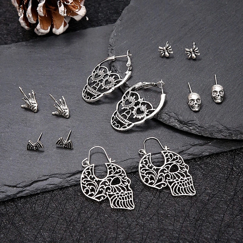 Fashion New Skull Mask Earrings