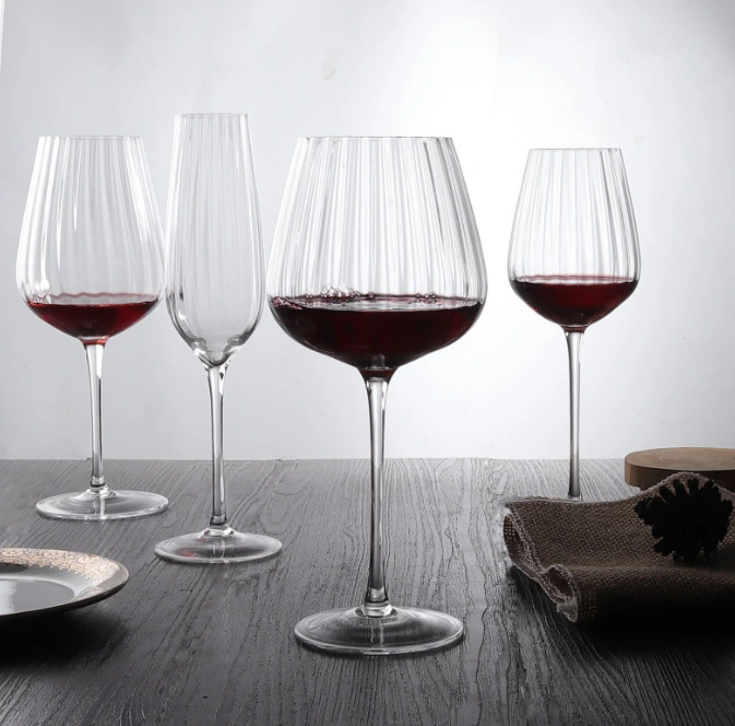 Nordic Vertical Striped Wine Glass High Leg