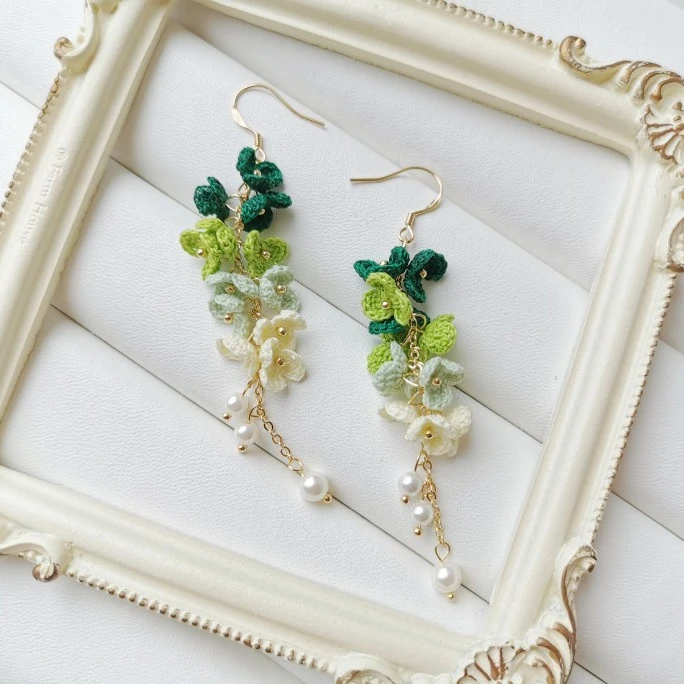 Lace Thread Micro Hook Earrings