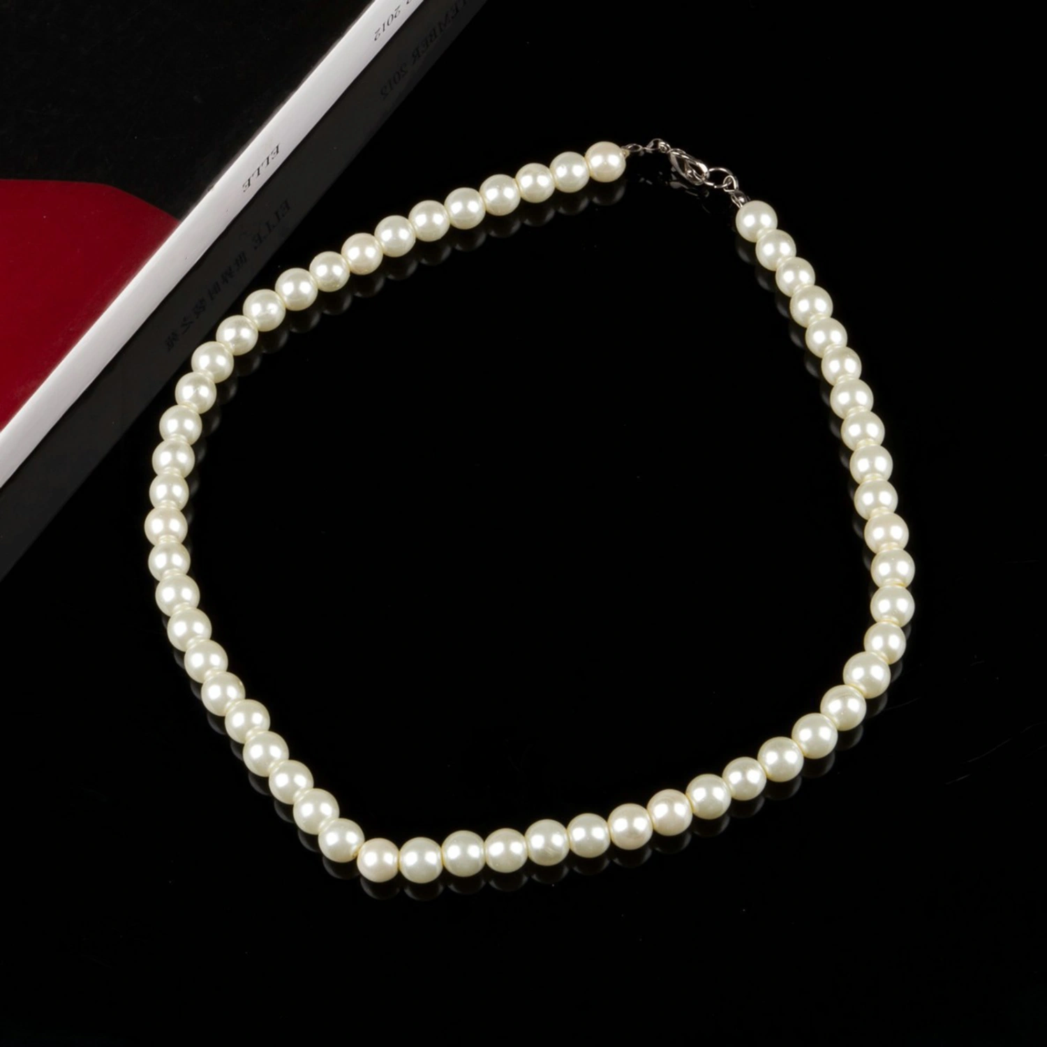 Necklace 8mm Imitation Pearls Elegant Women Metal Lobster Clasp Necklace for Dating