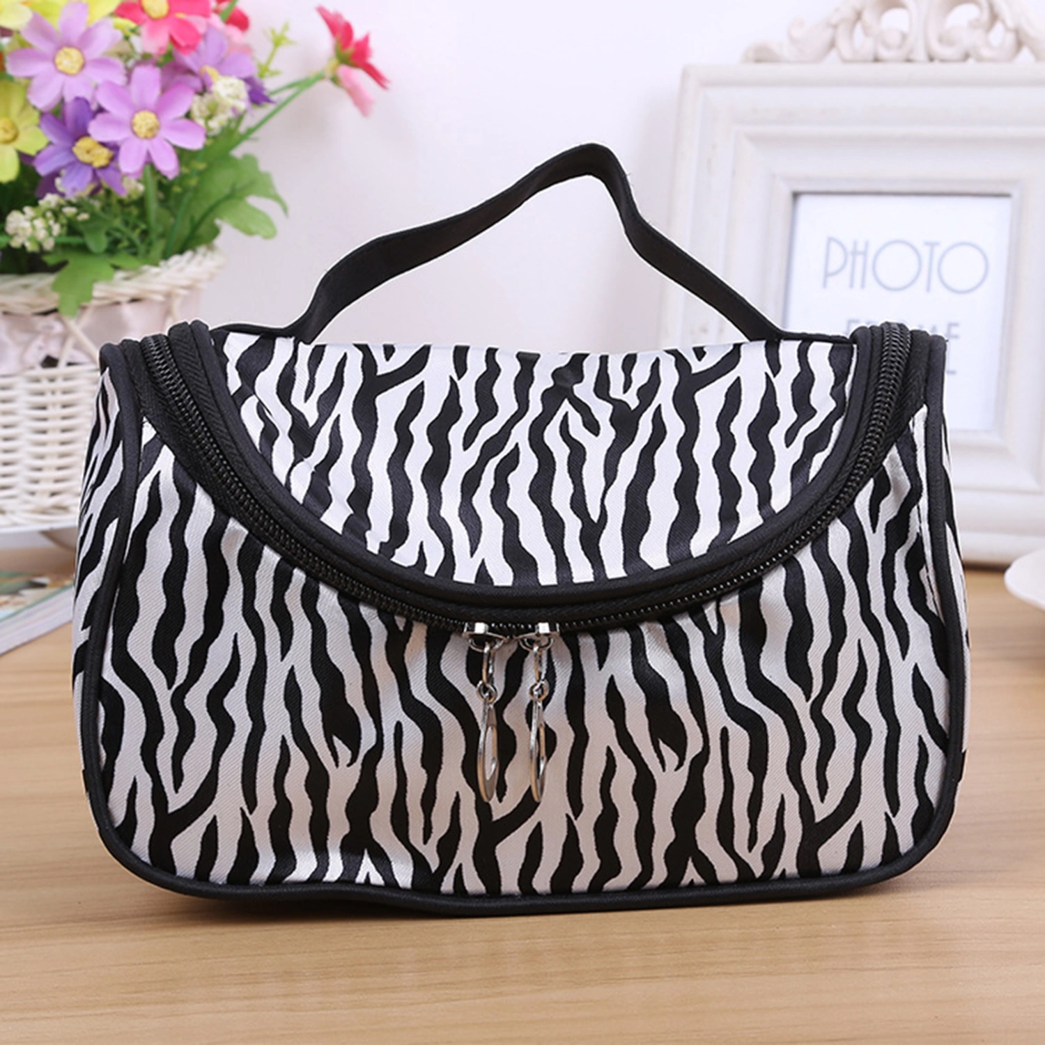 Zebra Print Makeup Bag Waterproof Nylon Jewelry Digital Makeup Organizer for Home