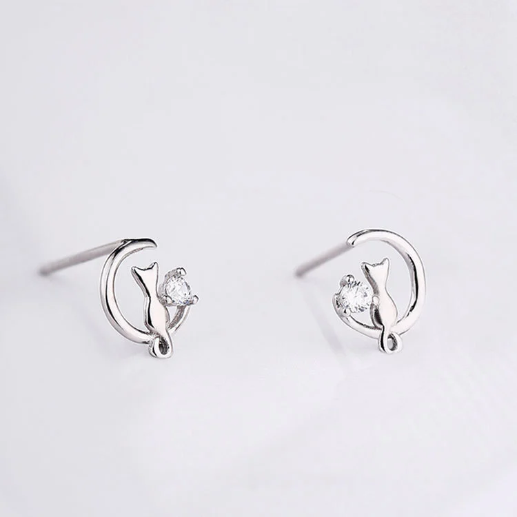 Women's Sterling Silver Moon Cat Stud Earrings Simple Rhinestone