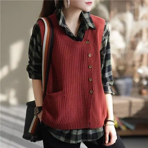 Retro Crew Neck Vest Knitted