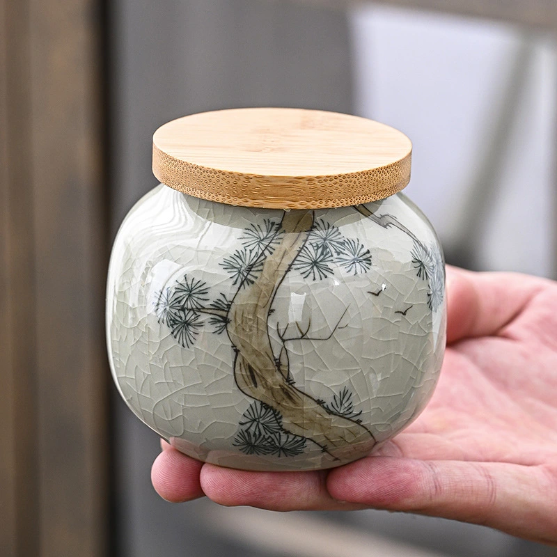 Hand Drawn Ge Kiln Tea Jar