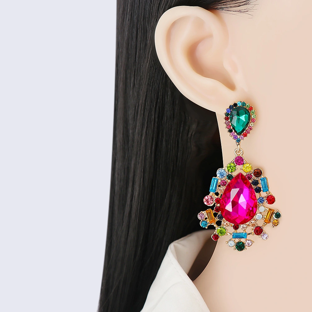 Design Fashion Normcore Style Water Drop Shape Hollow Jeweled Stud Earrings