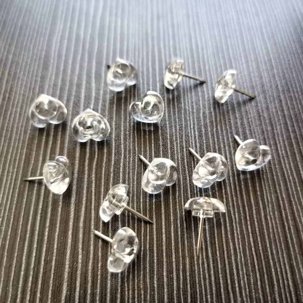 Plastic Color Transparent Love Drawing Pin Shape