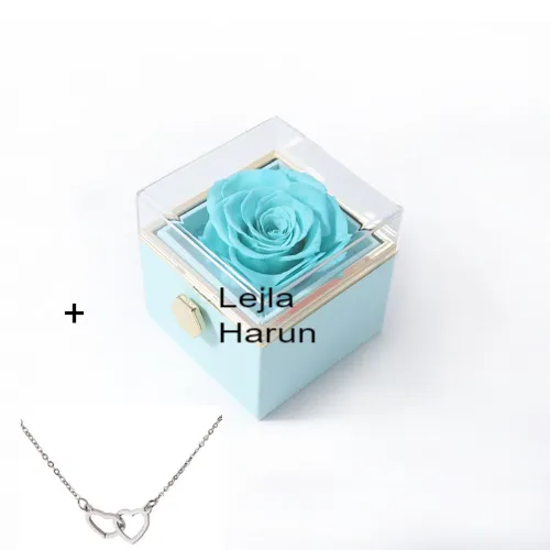 Lejla end Harun engraved on necklace