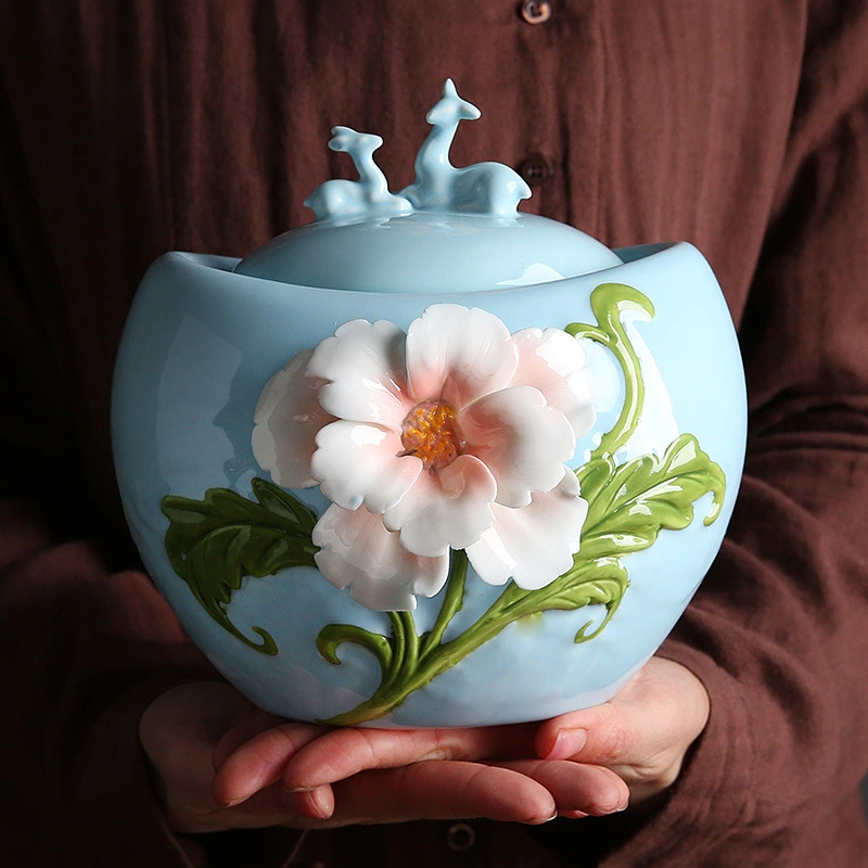 Hand-made Porcelain Sealed Tea Pot