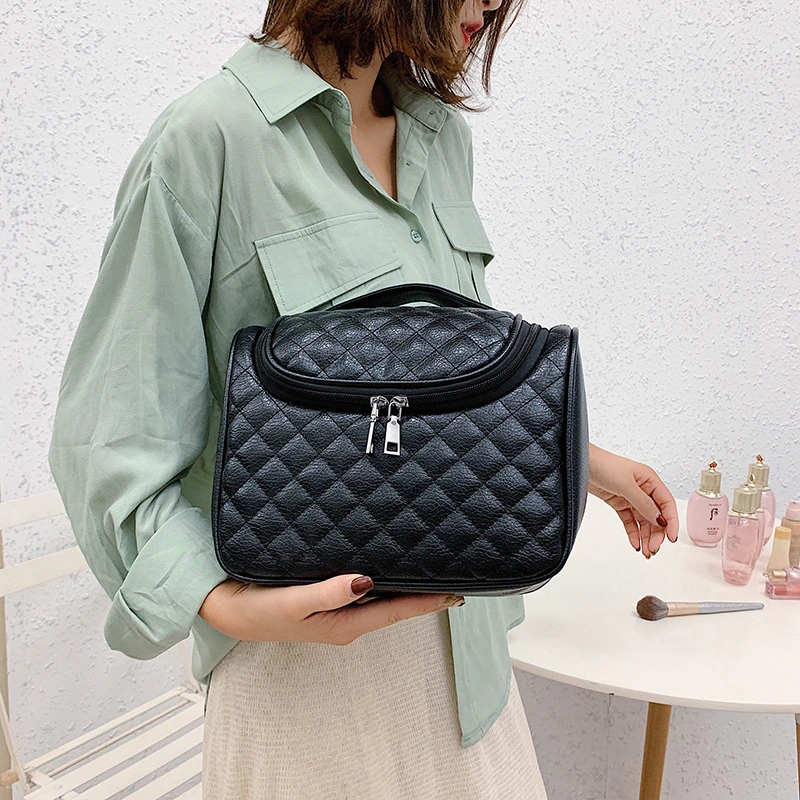 Fashionable Sling Hook Wash Cosmetic Storage Bag