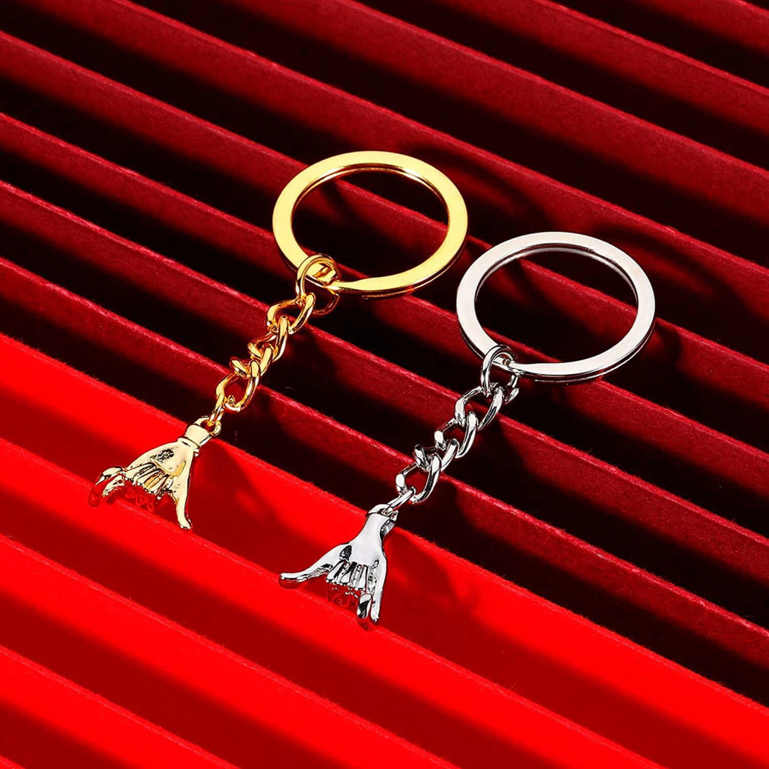 Valentine's Day Keychain Cute Hand in Hand Couples Key Ring Pendant
