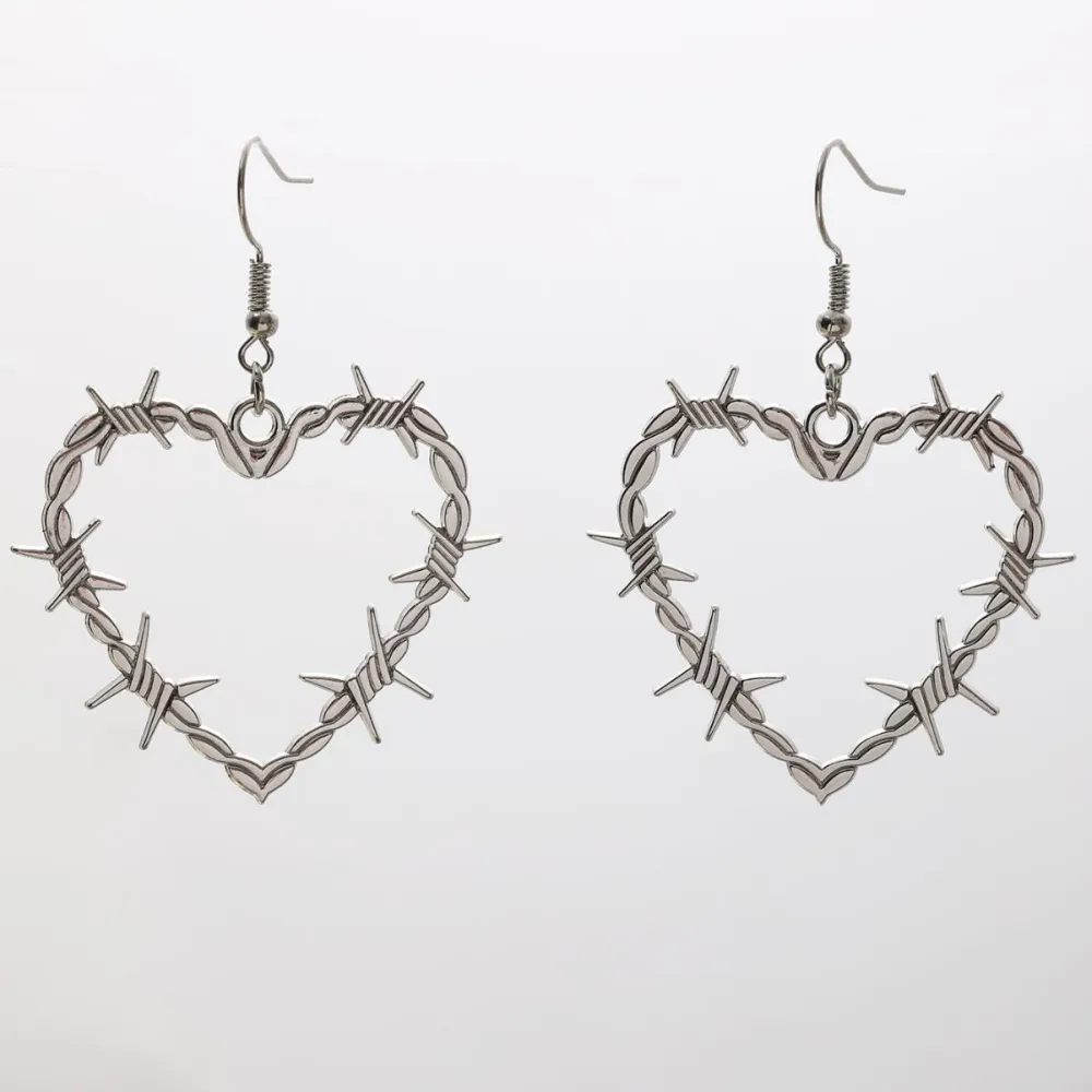 Simple Barbed Wire Creative Heart-shaped Alloy Thorn Earrings