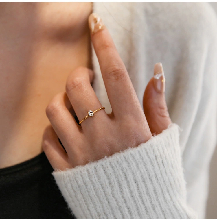 Oval Zircon Fine Twist Twisted Ring Titanium Steel Plated 18K Gold Fashion Ins