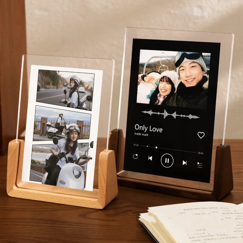 Advanced Sense Walnut U-shaped Photo Frame