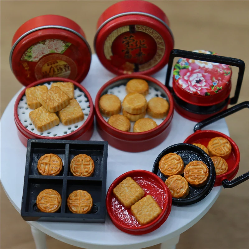 Miniature Food And Toy Model Ornaments For Doll Houses