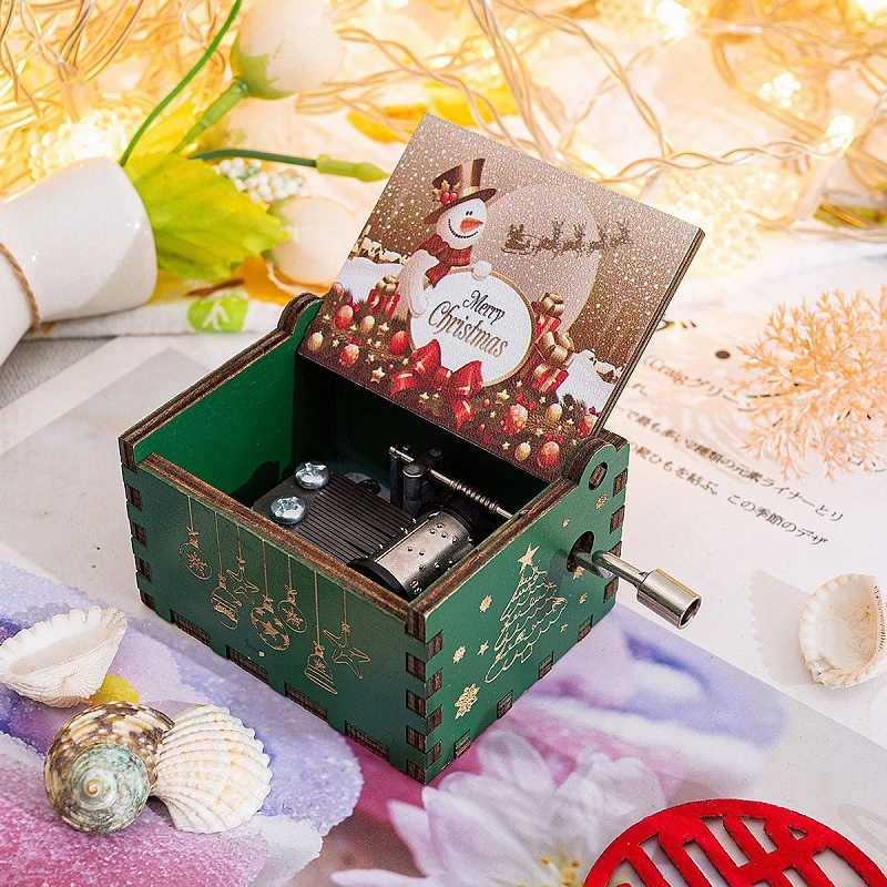 Wooden Hand-cranked Music Box Merry Christmas Music Ornaments