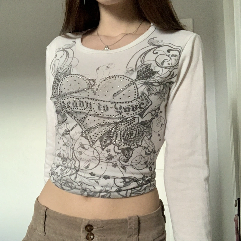 Women's Heart Print Hot Diamond Design Round Neck Short Sleeve Top
