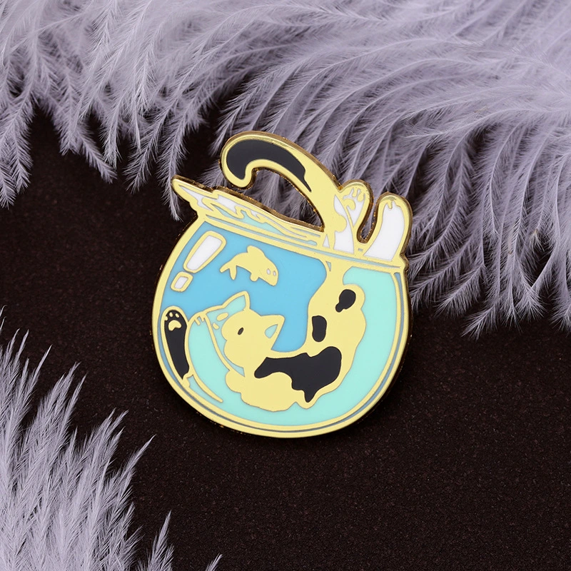 Cartoon Cute Cat Brooch Jumping Into Fish Tank