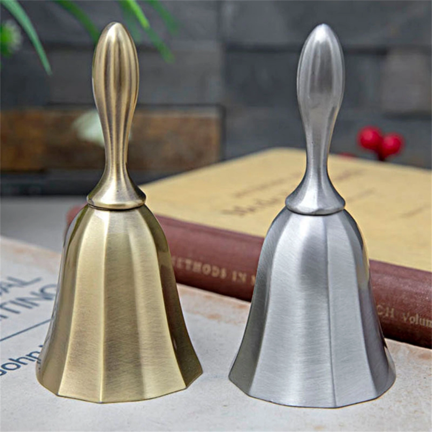 Restaurant Bell, Vintage Bar Bell Portable Cafe Hand Bell for Service