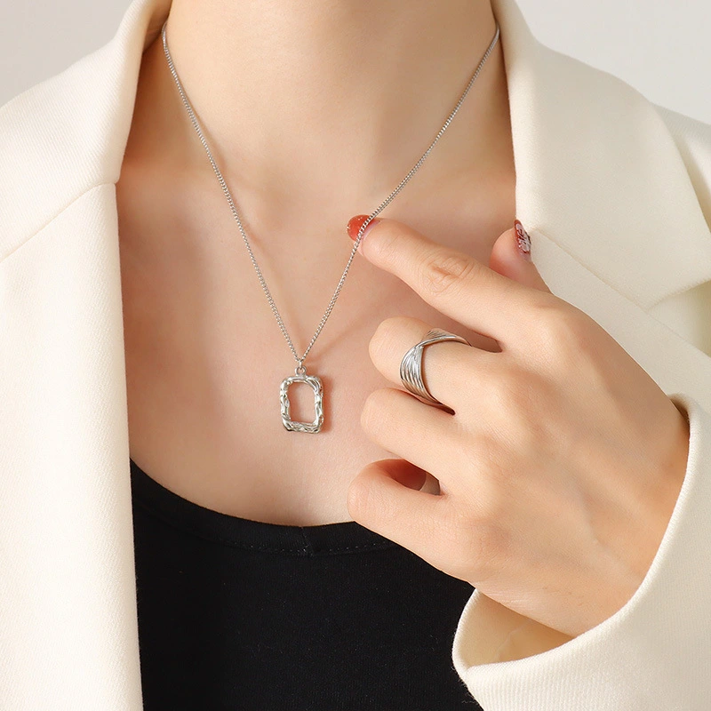 Qixi Women's Peach Heart Pendant Titanium Steel Necklace