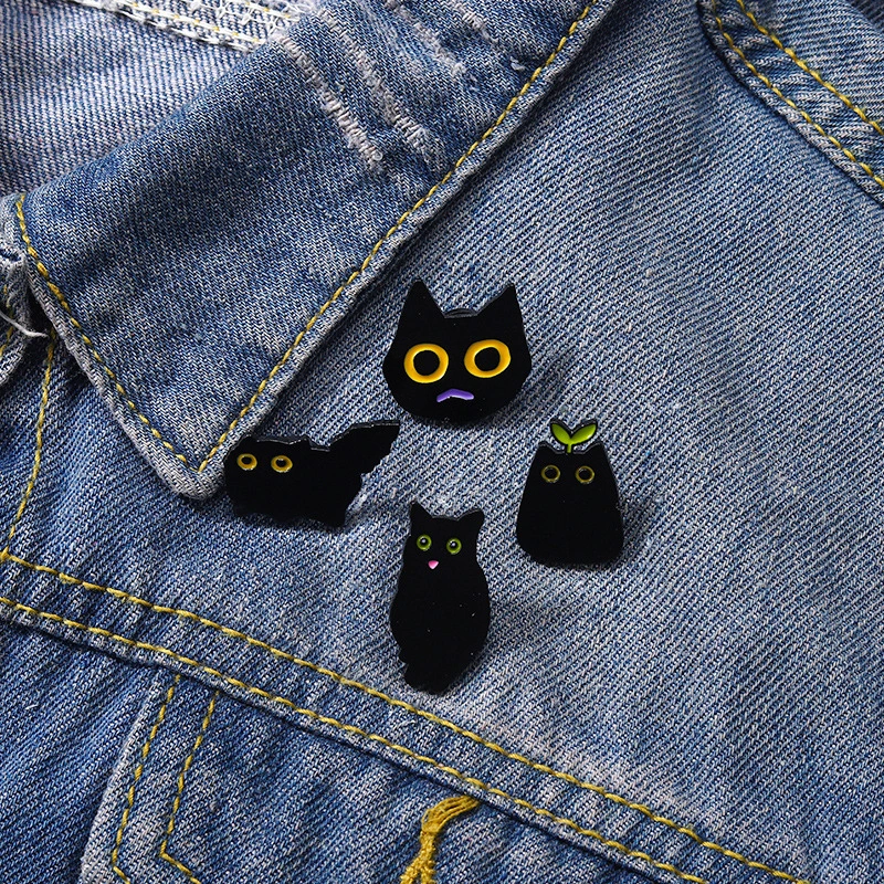 Small Black Cat Brooch Metal Plating Badge Waist-tight Pin Square Walk-away Collar Accessories Buckle