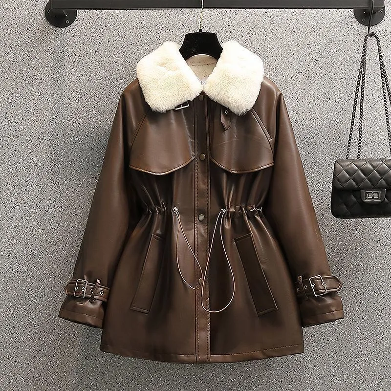 Plus Size Women's Winter Fashion Temperament Waist-controlled Fleece-lined Leather Coat