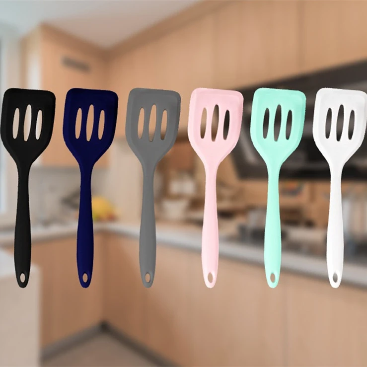 Thickened One-piece High Temperature Resistance Silicone Spatula