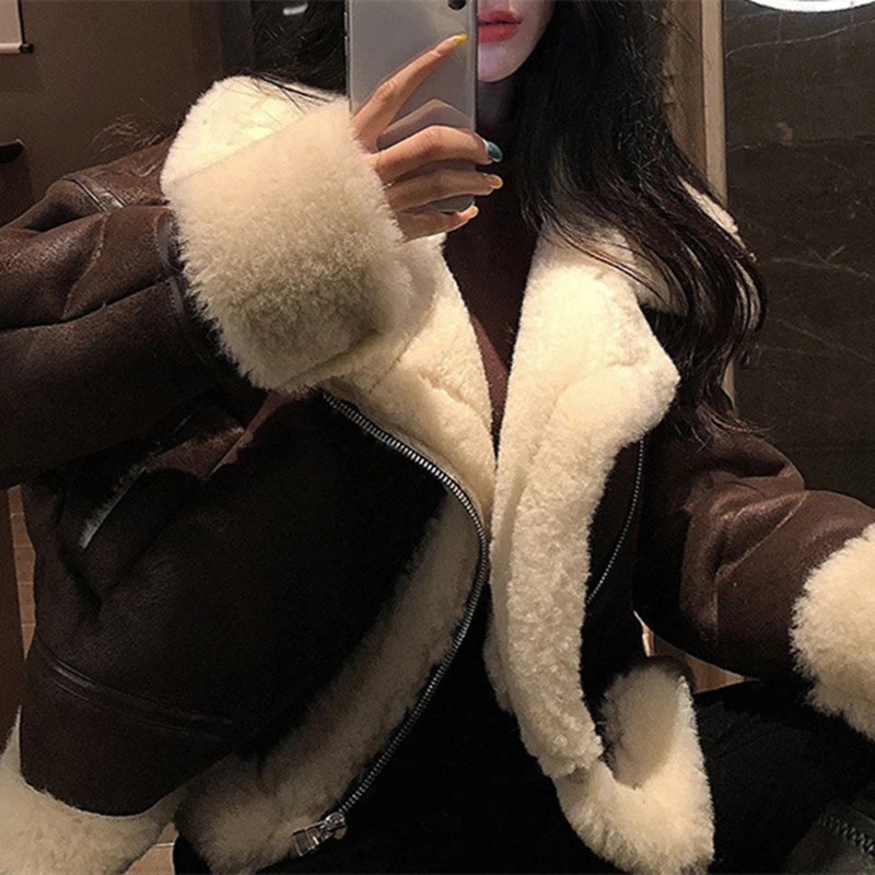 Women's Fashion Thickened Fur All-in-One Short Jacket