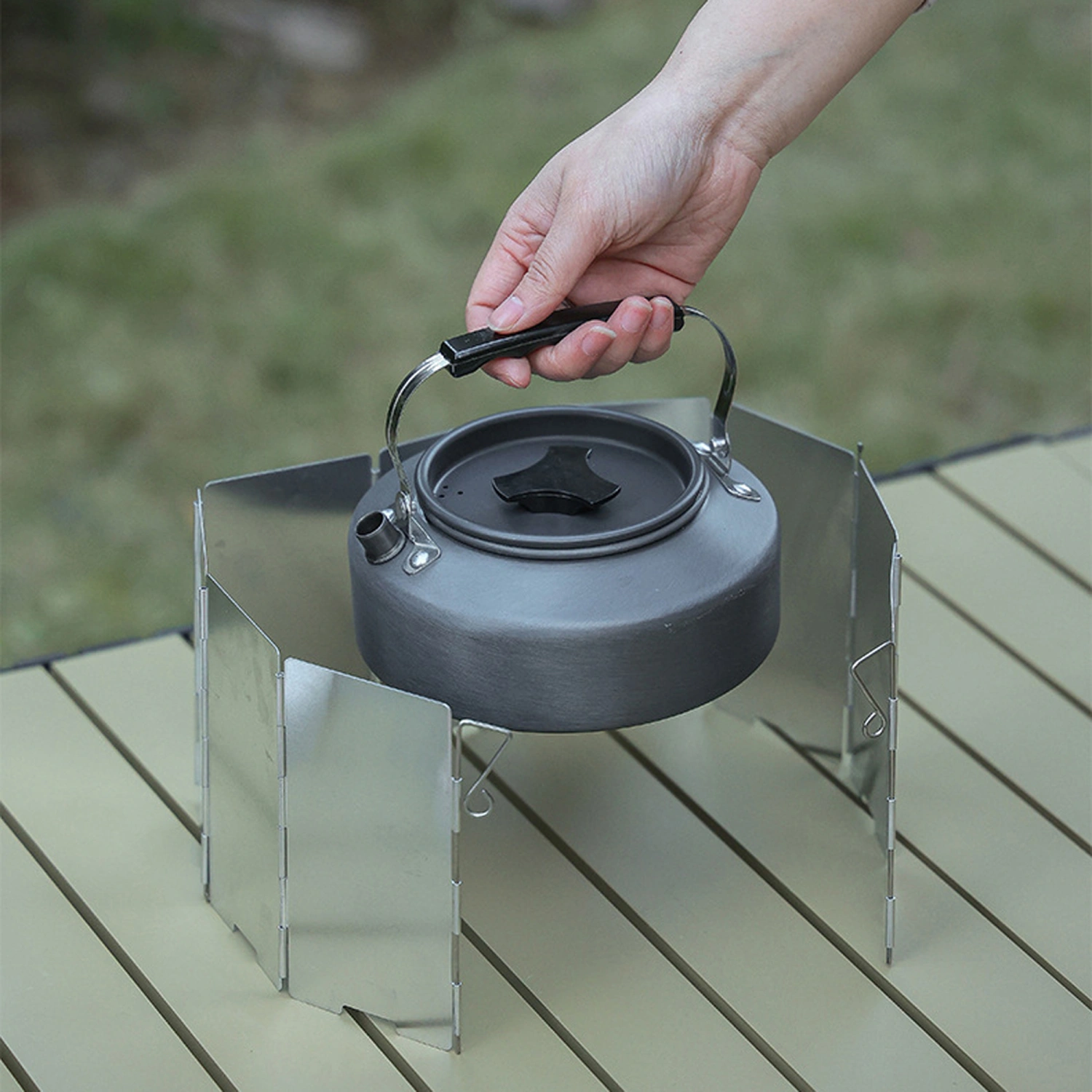 Camping Stove Windscreen, Portable Wind Blocker Outdoor Stove Shield