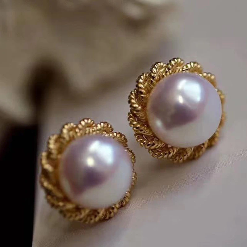 Freshwater Pearl Gold Twist Stud Earrings