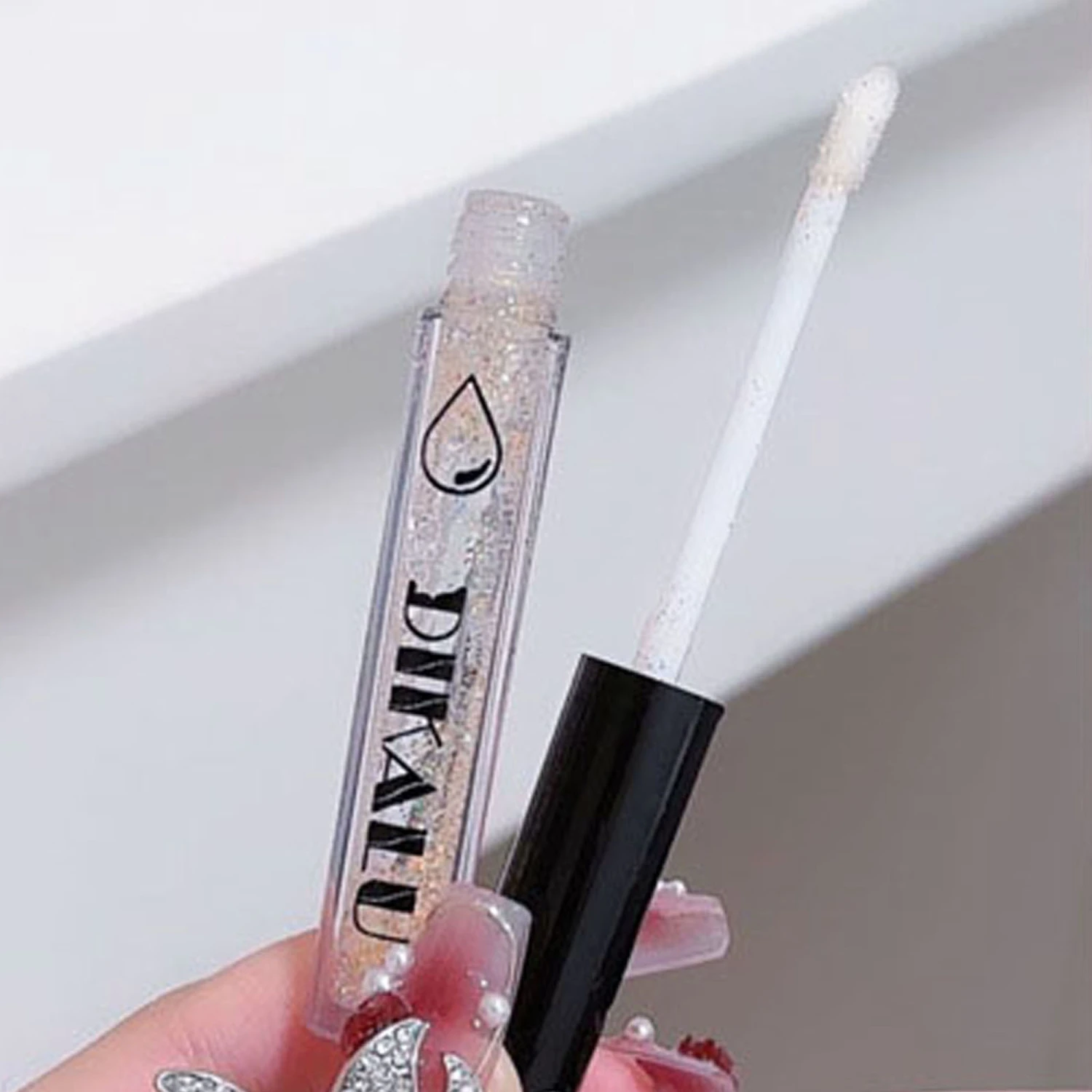 Liquid Glitter Eyeshadow, Long Lasting, Quick-Drying Eye Looks