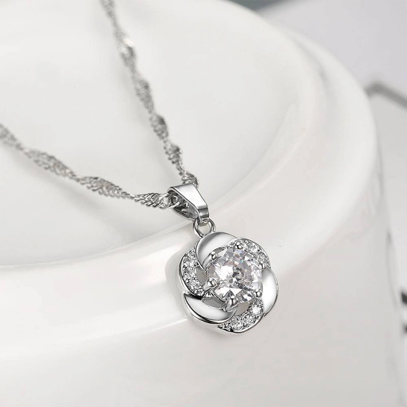 Women Rhinestone Flower Necklace Elegant Adjustable Pendant Necklace