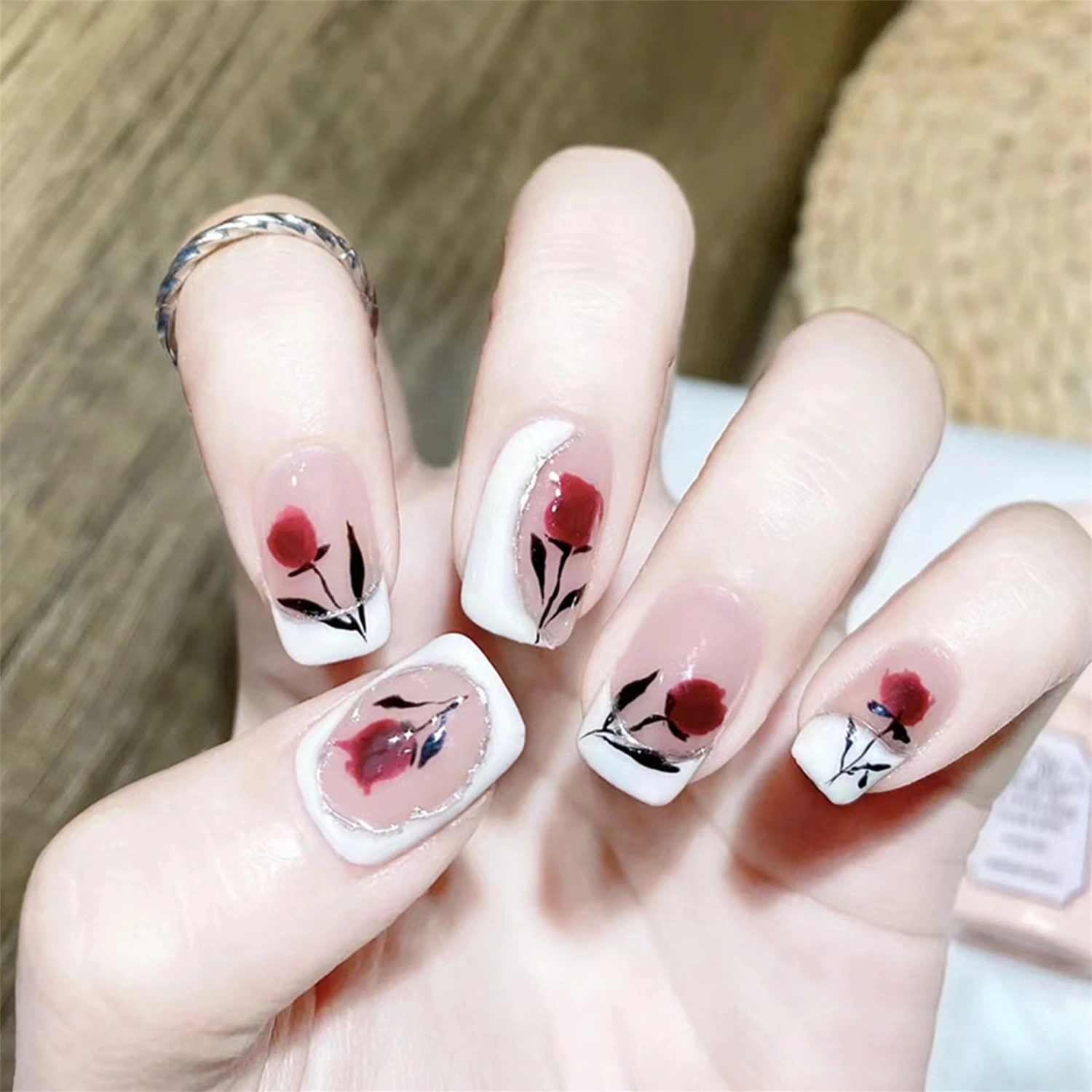 Press on Nail Short Fake Nails Tips Full Cover Reusable Manicure