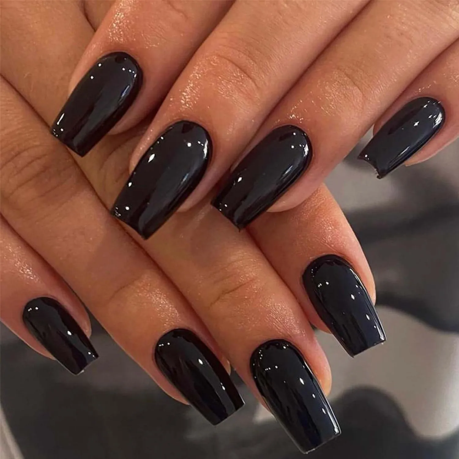 120Pcs Black Press on Nails Medium Square Glue on Nails, Glossy Solid Color Fake Nails Full Cover Acrylic Nails Press on for Women Girls Artificial Fingernails