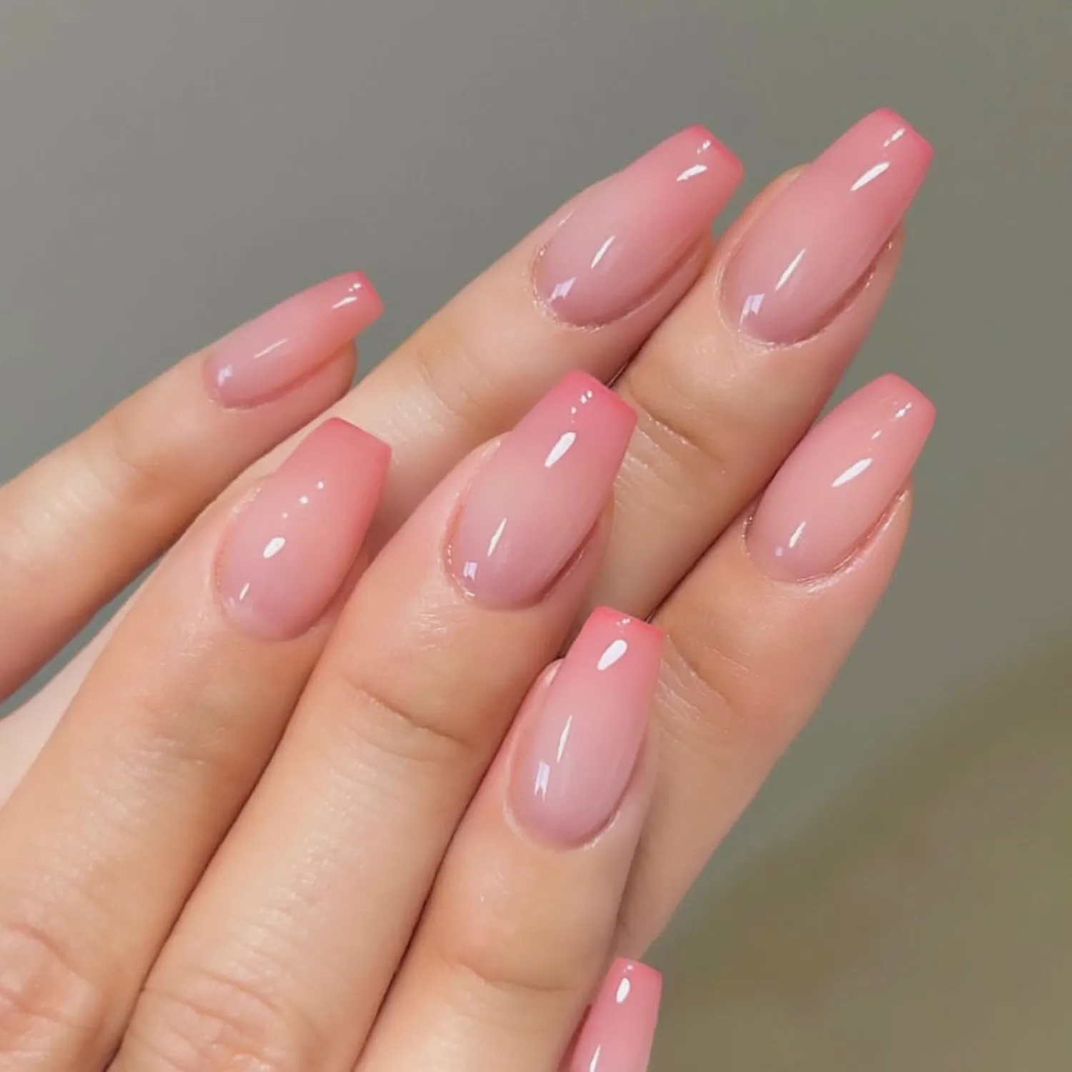 Pink Press on Nails Medium Coffin SWEKKE French Fake Nails Pink Gradient Full Cover False Nails with Nail Glue Light Pink Glossy Glue on Nails Acrylic Nails Artificial Nails for Women Girls 24Pcs