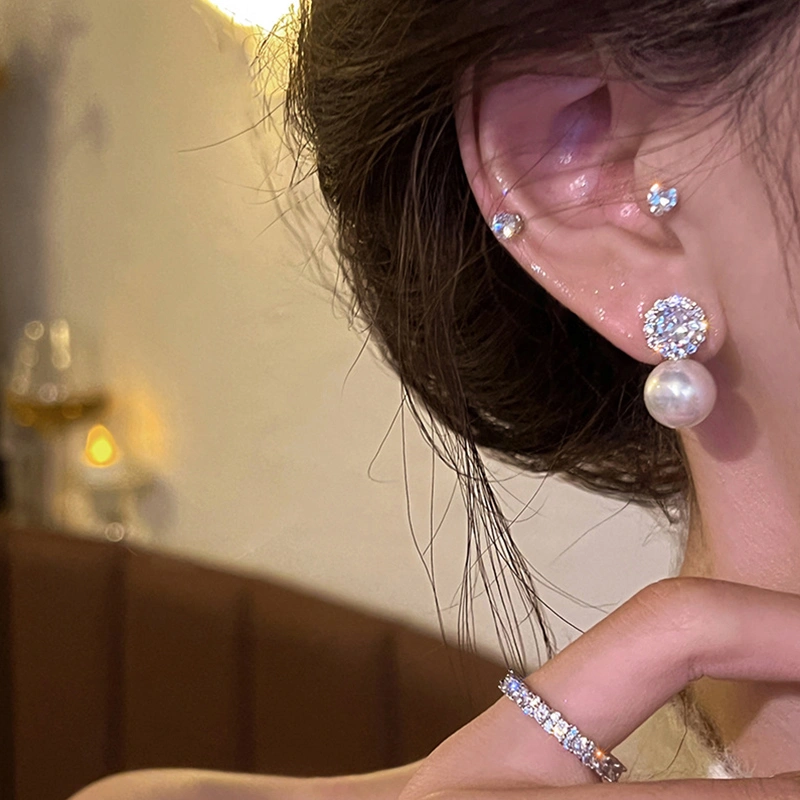 Women’s Cute Stud Earrings Lightweight Rhinestone Pearl Earrings