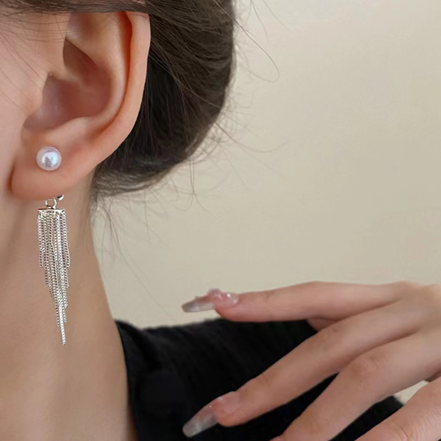 Women’s Pearl Stud Earrings Lightweight Tassel Drop Dangle Earrings